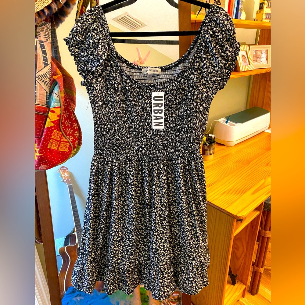 Cute urban outfitters dress NWT 🌚